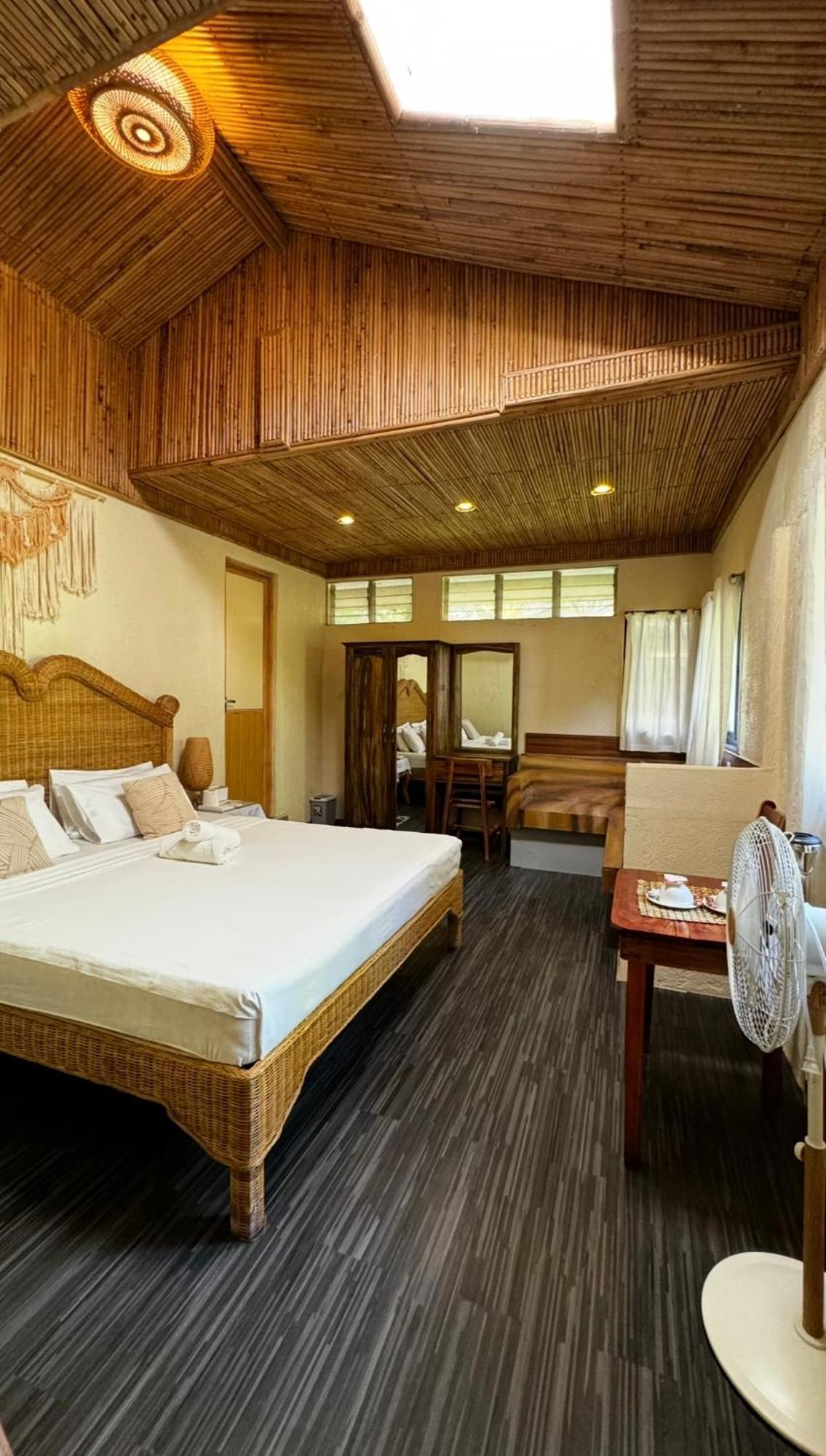 Tahanan Resort Сан-Хуан Екстер'єр фото