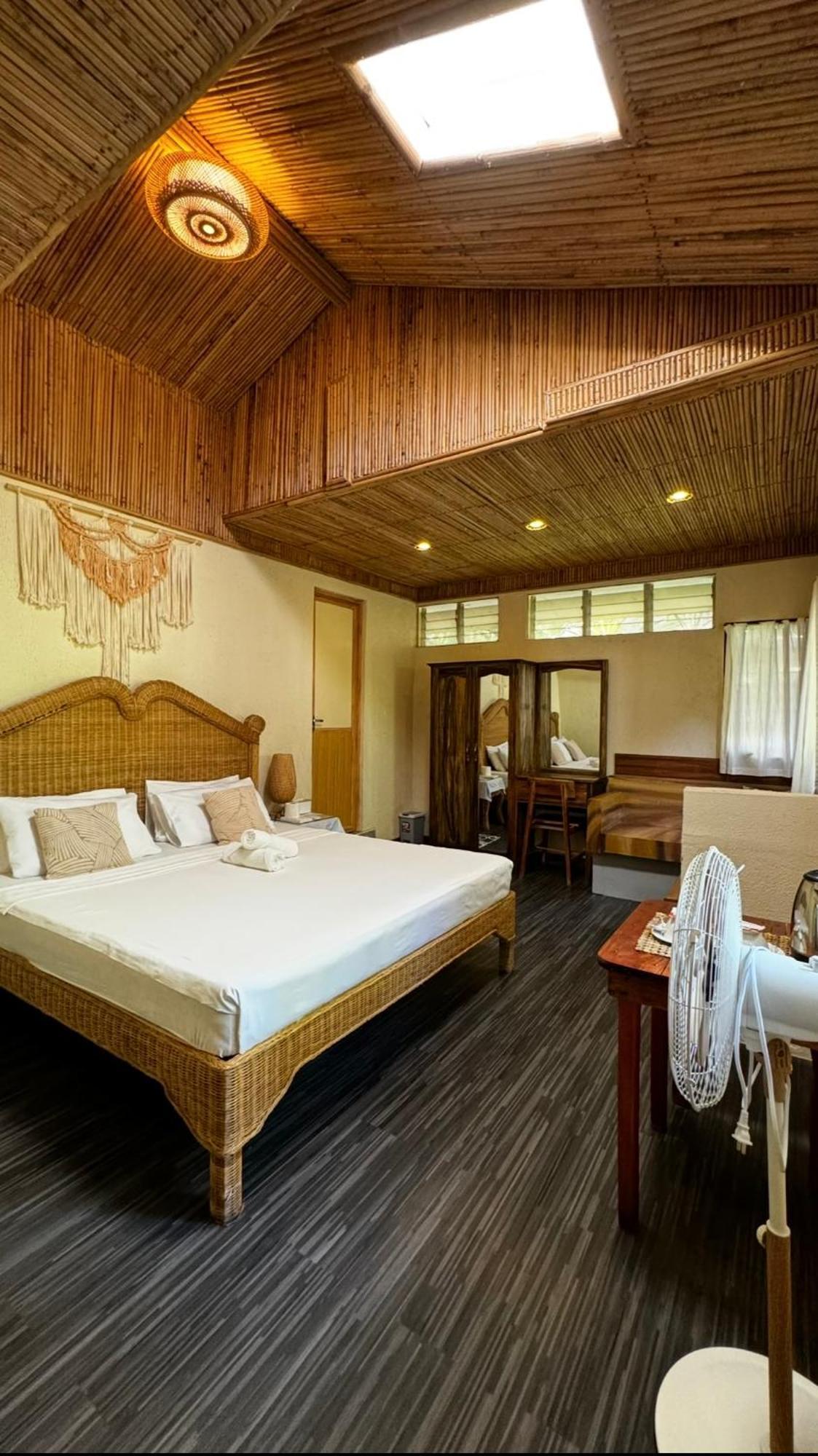 Tahanan Resort Сан-Хуан Екстер'єр фото